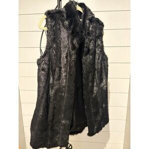Dennis Basso Women's Faux Fur Vest Black Size M Vegan‎ Wife Classy Vibe